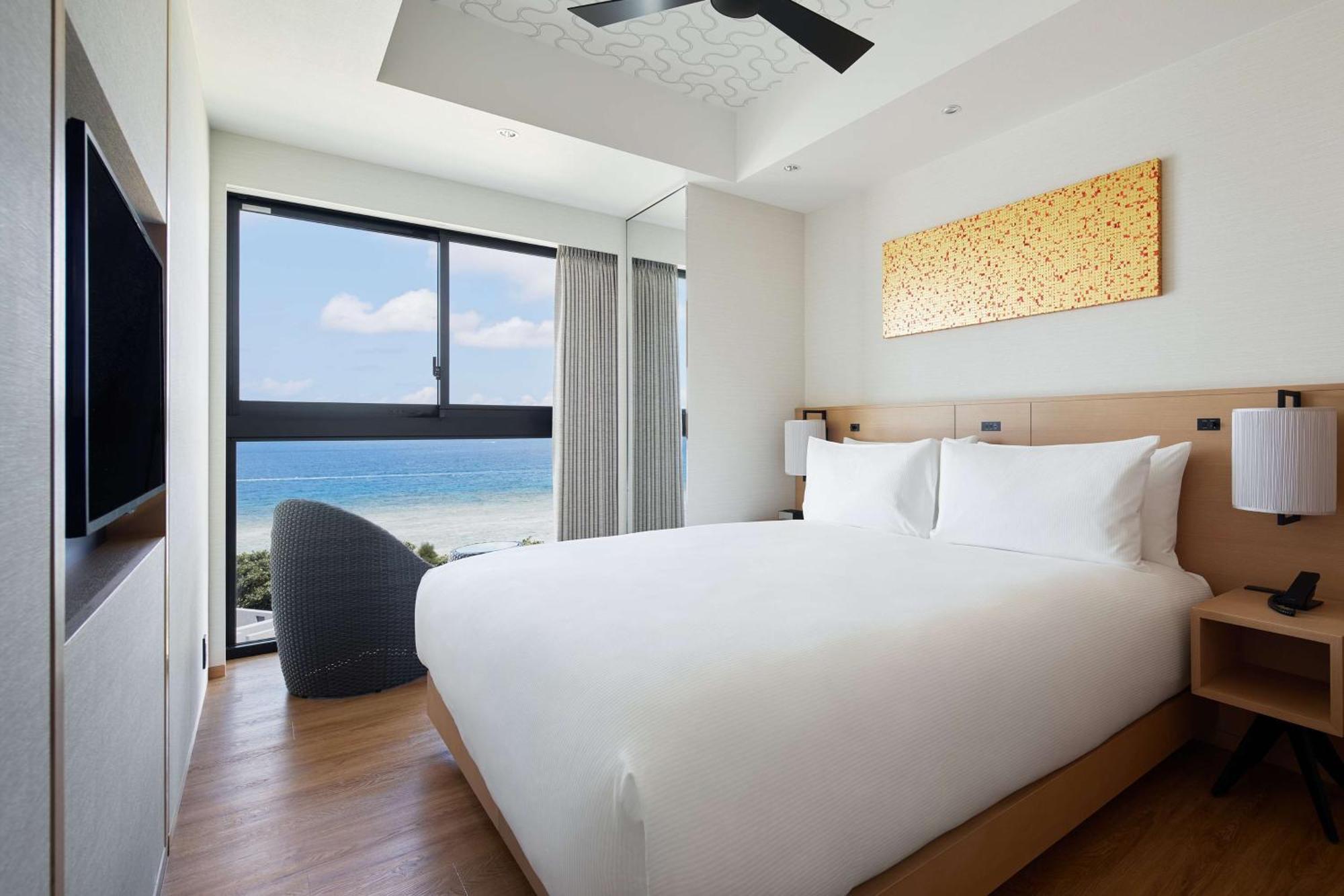 Hilton Club The Beach Resort Sesoko Motobu Exteriör bild