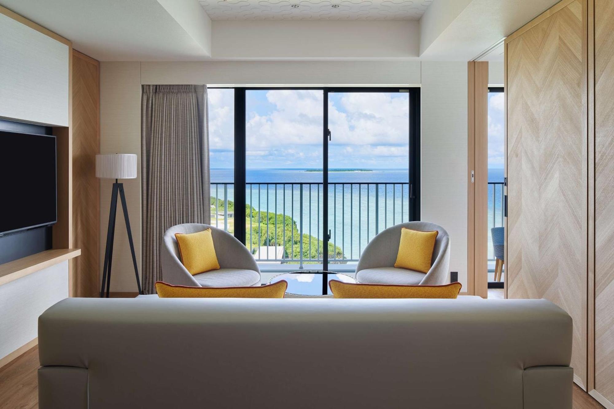 Hilton Club The Beach Resort Sesoko Motobu Exteriör bild