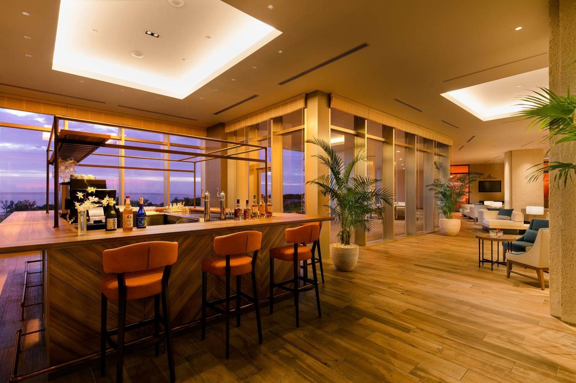 Hilton Club The Beach Resort Sesoko Motobu Exteriör bild